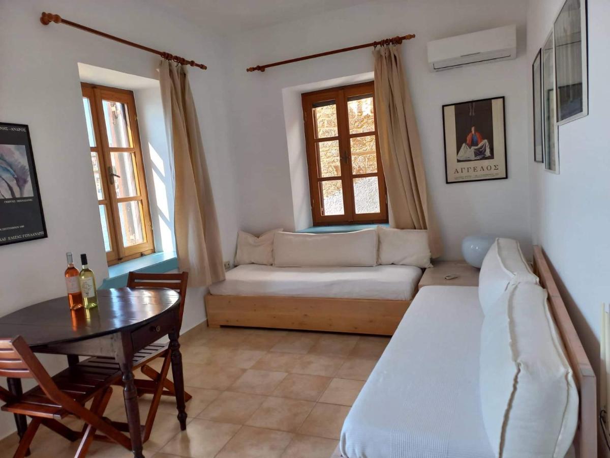 Villa Amalia Chalki Town Eksteriør billede