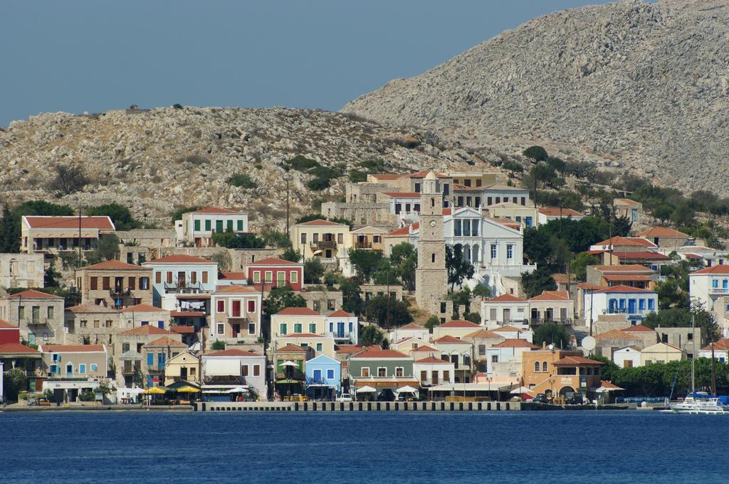 Villa Amalia Chalki Town Eksteriør billede