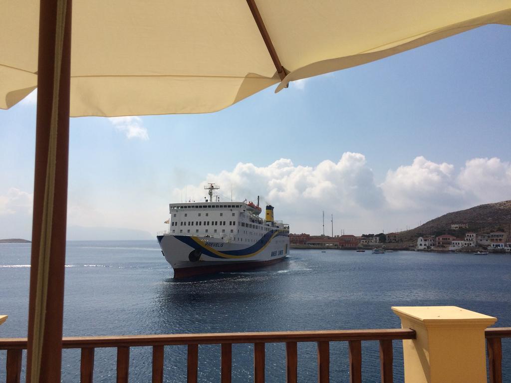 Villa Amalia Chalki Town Eksteriør billede