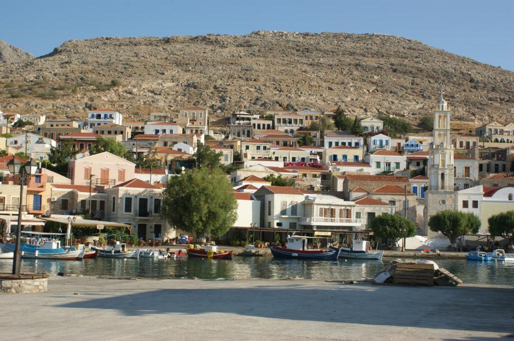 Villa Amalia Chalki Town Eksteriør billede