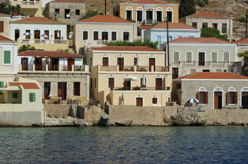Villa Amalia Chalki Town Eksteriør billede